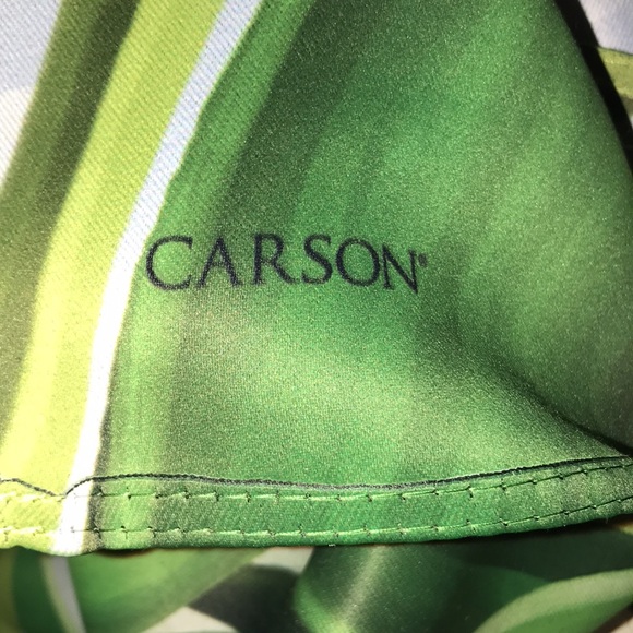 “He Lives” Easter Outdoor Flag - Picture 9 of 9